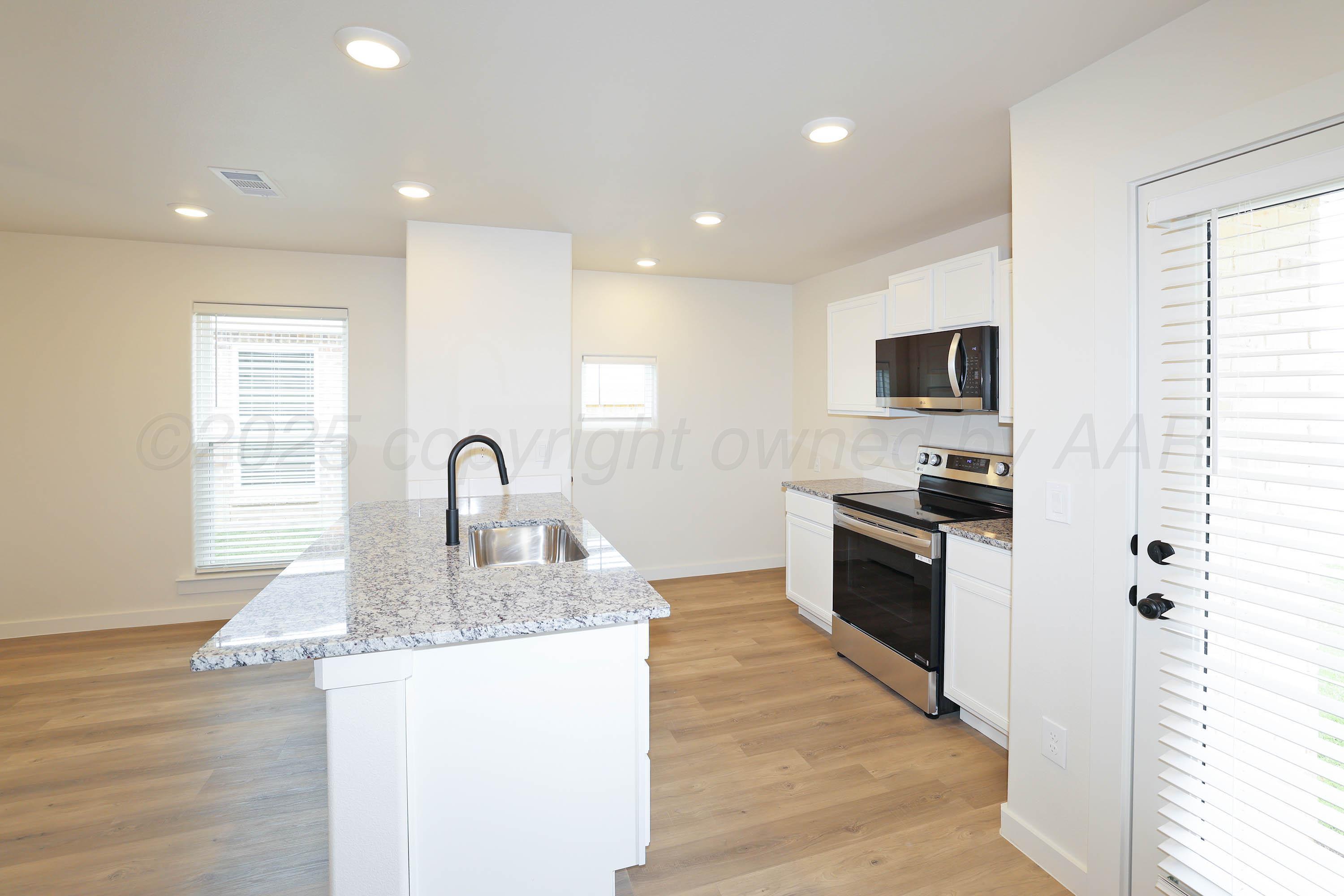 2901 Ranch House Road Amarillo, TX 79124 - Photo 9 of 20 9-Kitchen