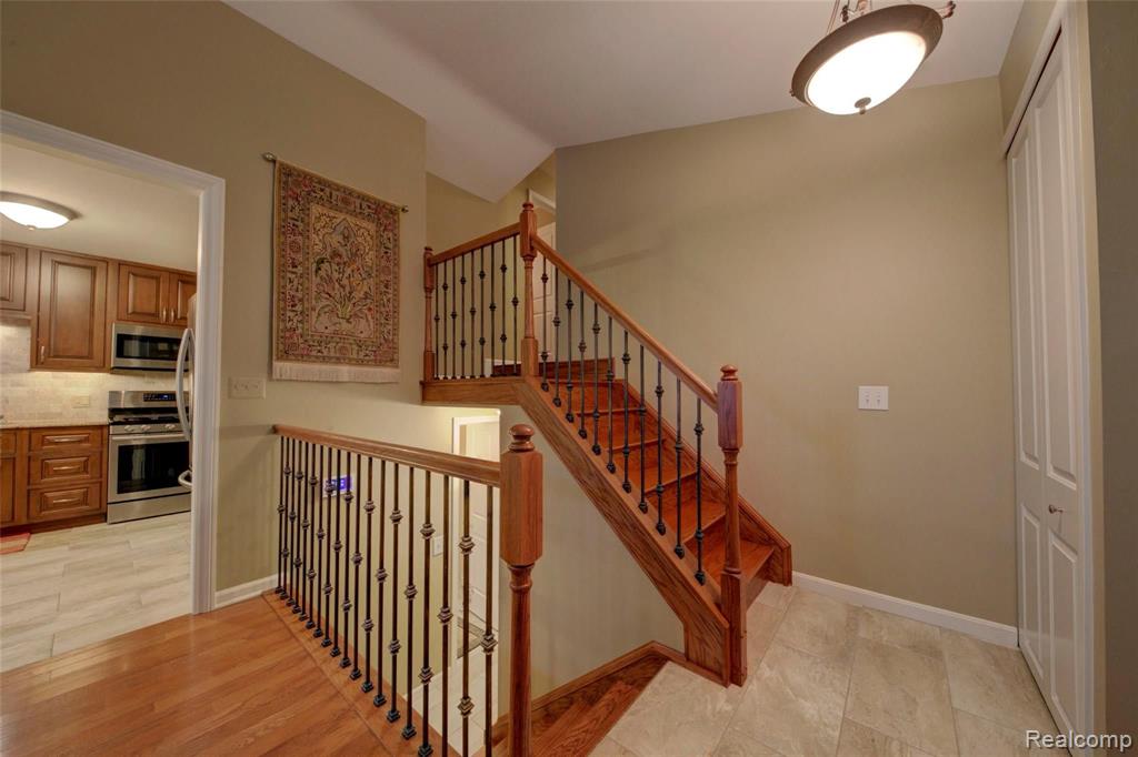 1161 Pine Ridge Court, Unit 143 Rochester Hills, MI 48306 - Photo 38 of 45