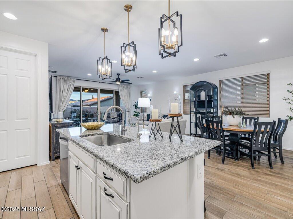 11913 East Ryscott Circle Vail, AZ 85641 - Photo 11 of 43 Great Room