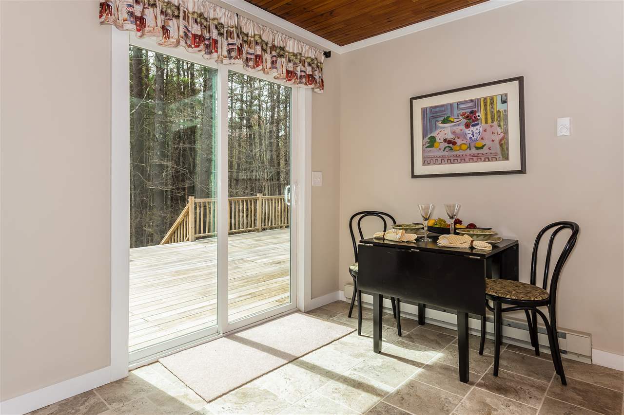 323 North Pond Road Chester, NH 03036 - Photo 11 of 33