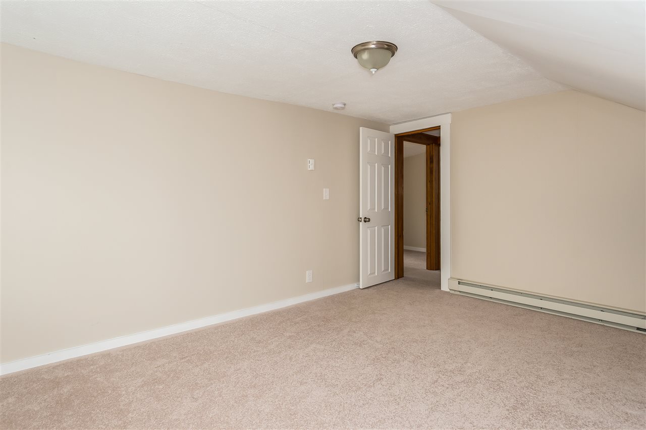 323 North Pond Road Chester, NH 03036 - Photo 24 of 33