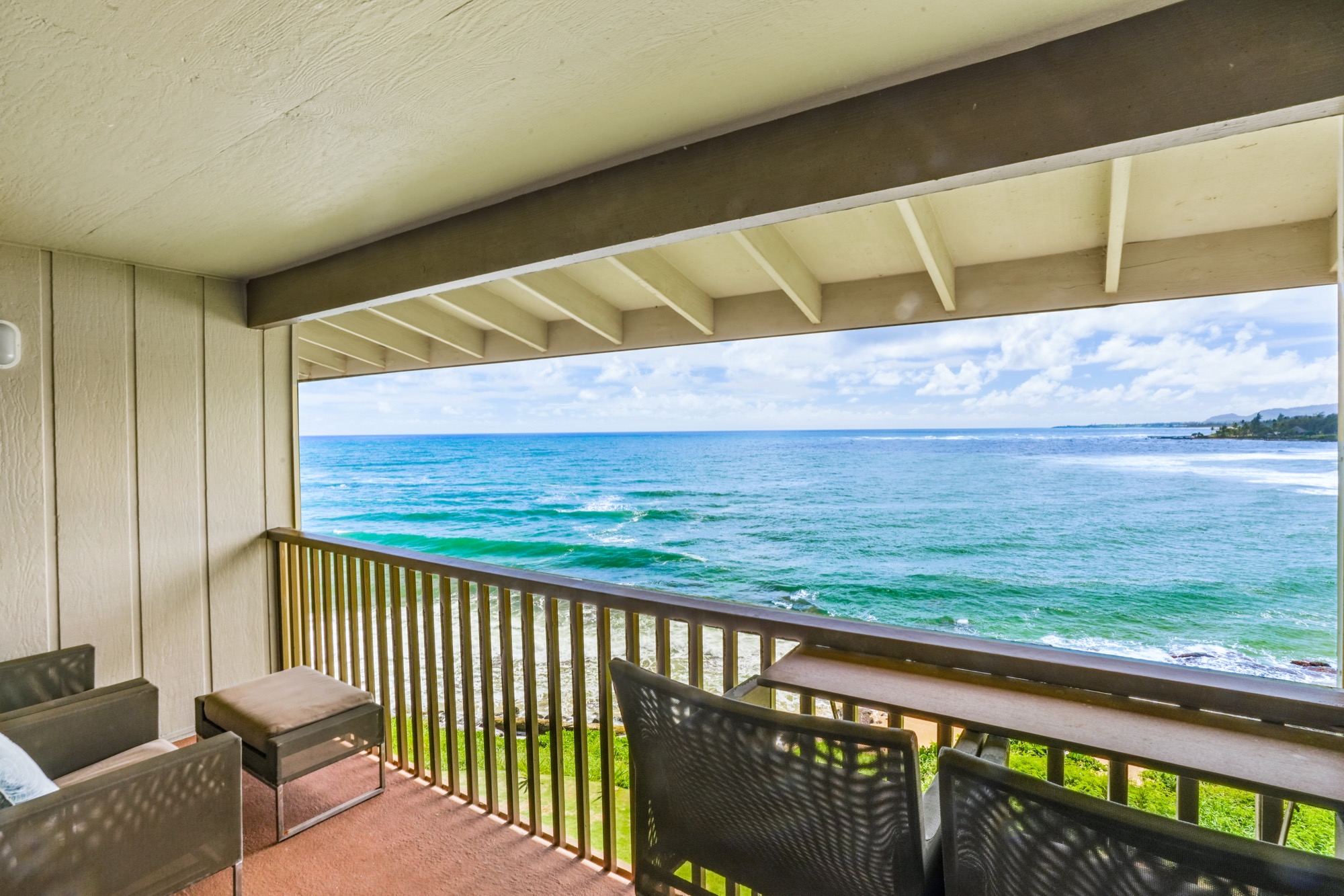 320 Papaloa Road, Unit 308 Kapaa, HI 96746 - Photo 2 of 26 a view of wooden floor