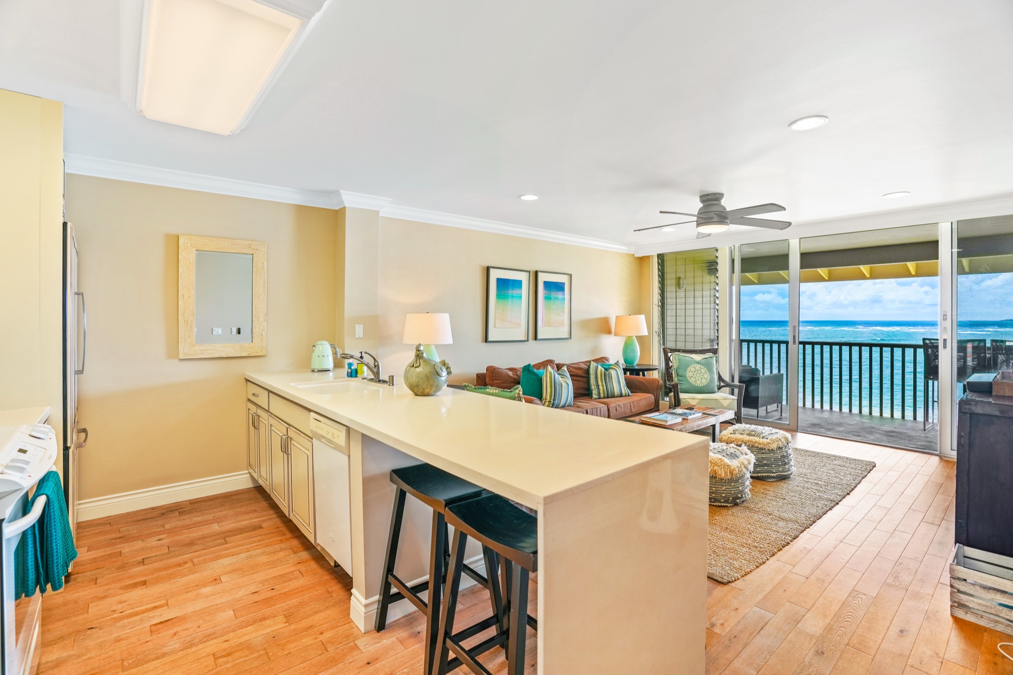 320 Papaloa Road, Unit 308 Kapaa, HI 96746 - Photo 8 of 26 a very nice looking dining room with a large window