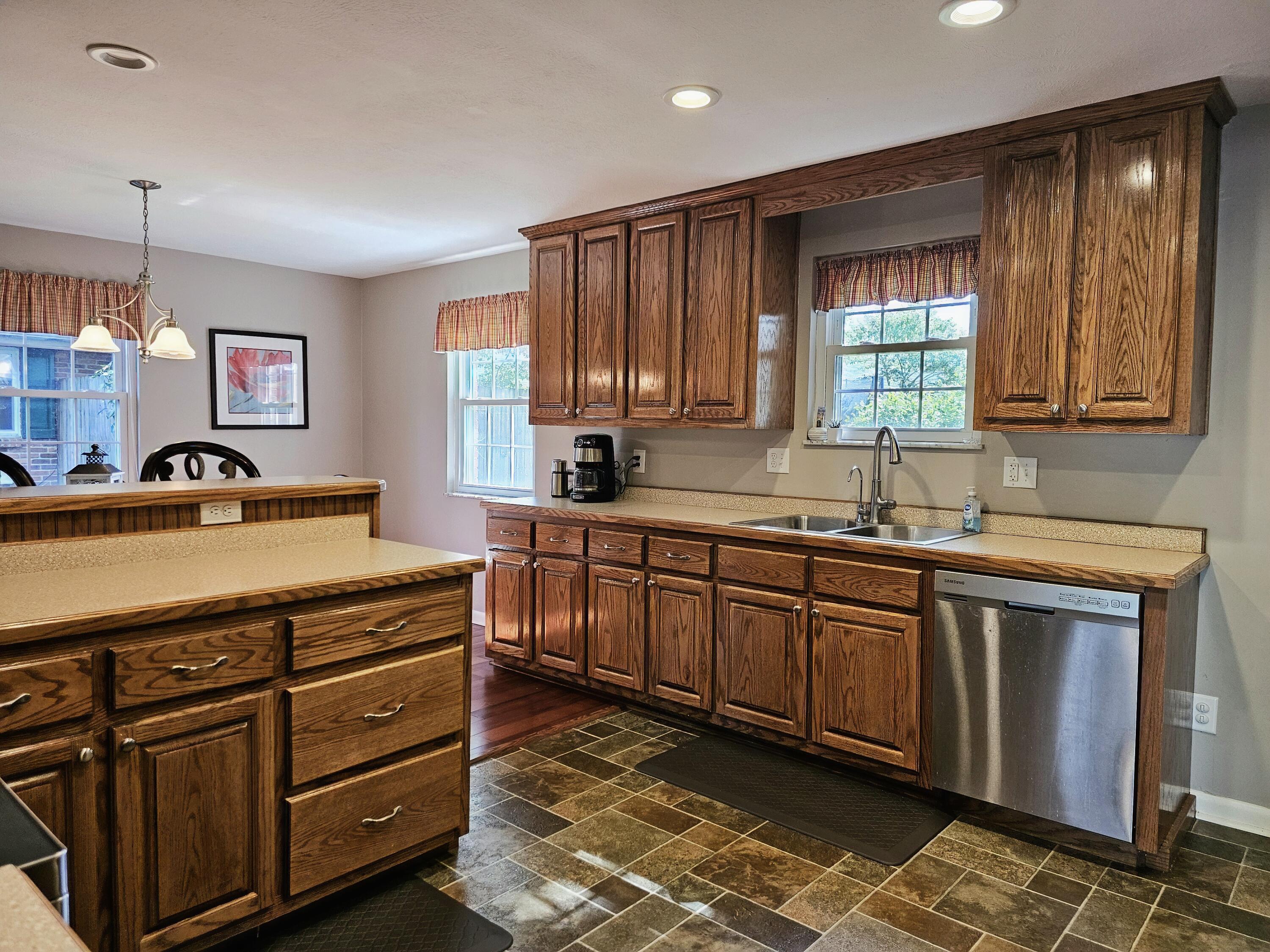 214 Tetbury Road Troy, OH 45373 - Photo 26 of 47 Gallery Image 26