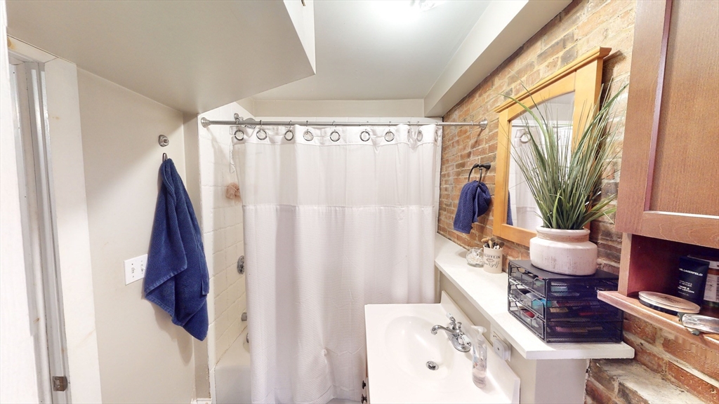 19 Emerson Street, Unit 1 Boston, MA 02127 - Photo 16 of 19