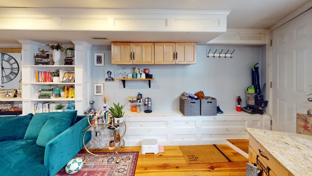 19 Emerson Street, Unit 1 Boston, MA 02127 - Photo 5 of 19