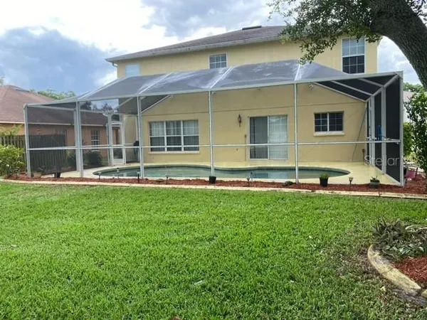 $2,400 | 7411 Hunters Greene Circle, Lakeland, FL 33810