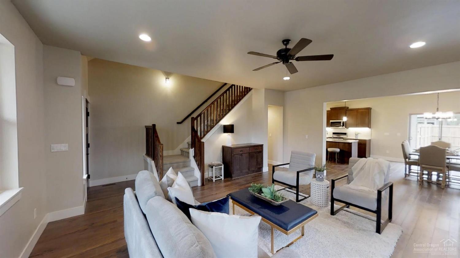 63313 O. B. Riley Road Bend, OR 97703 - Photo 5 of 22 Gallery Image 5