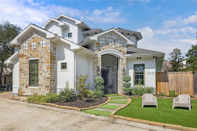 $2,025,000 | 5310 Woodway Drive, Houston, TX 77056