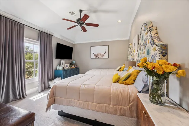 $2,025,000 | 5310 Woodway Drive, Houston, TX 77056