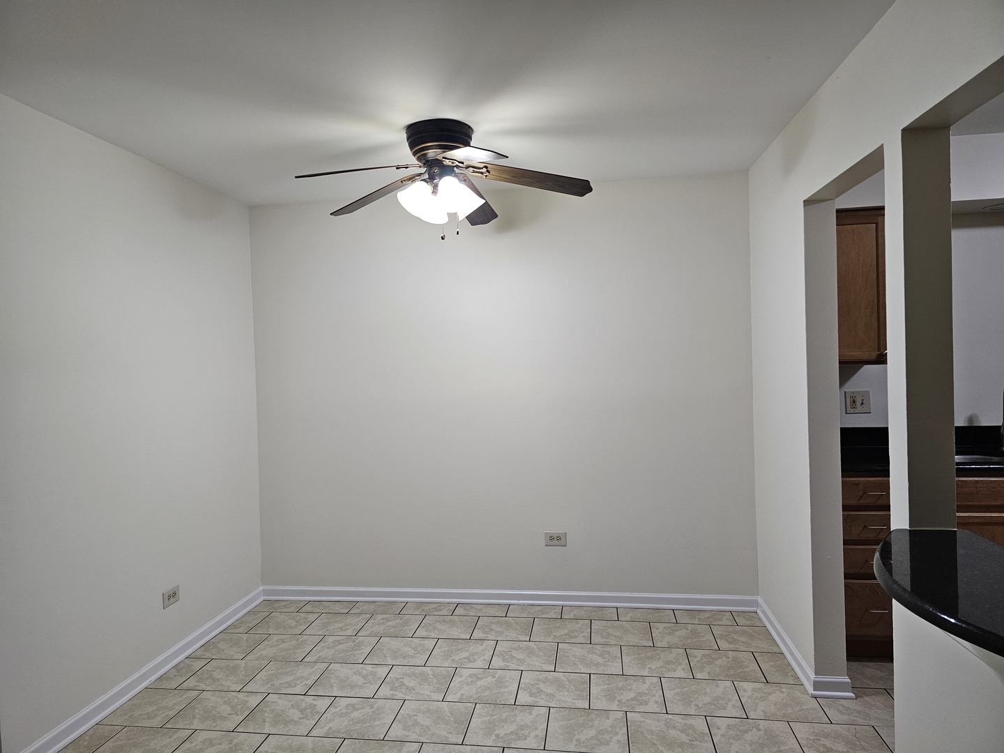 833 Village Quarter Road, Unit G5 West Dundee, IL 60118 - Photo 8 of 25