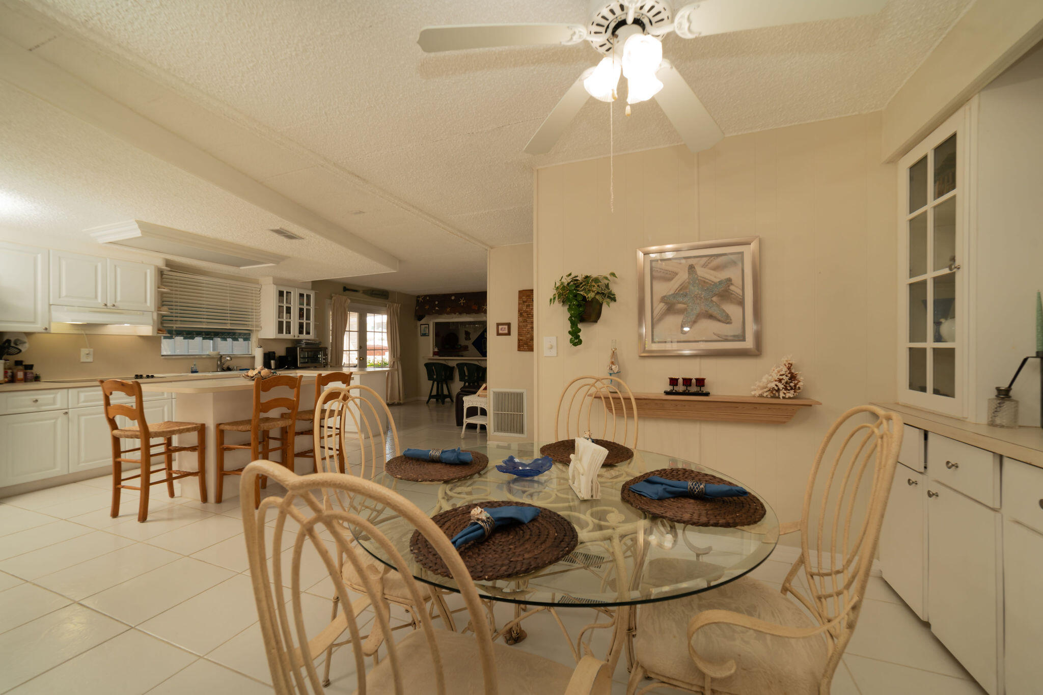 142 Long Key Road Key Largo, FL 33037 - Photo 18 of 73 Dining Room