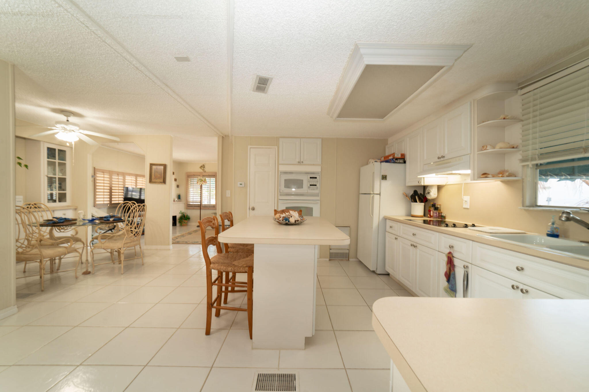 142 Long Key Road Key Largo, FL 33037 - Photo 23 of 73 Kitchen