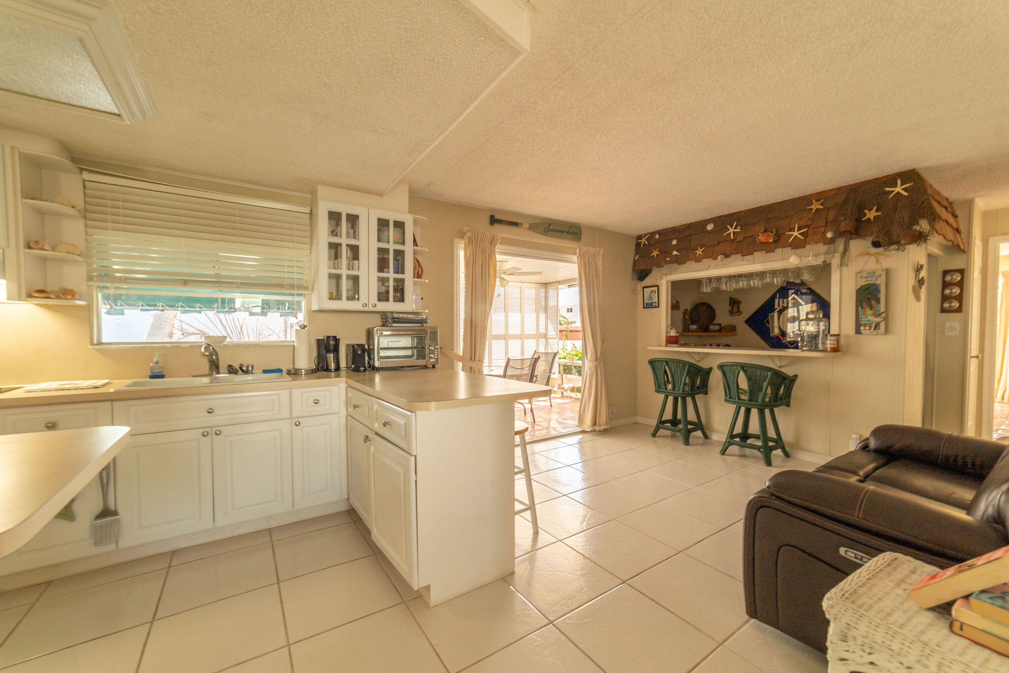 142 Long Key Road Key Largo, FL 33037 - Photo 24 of 73 Kitchen
