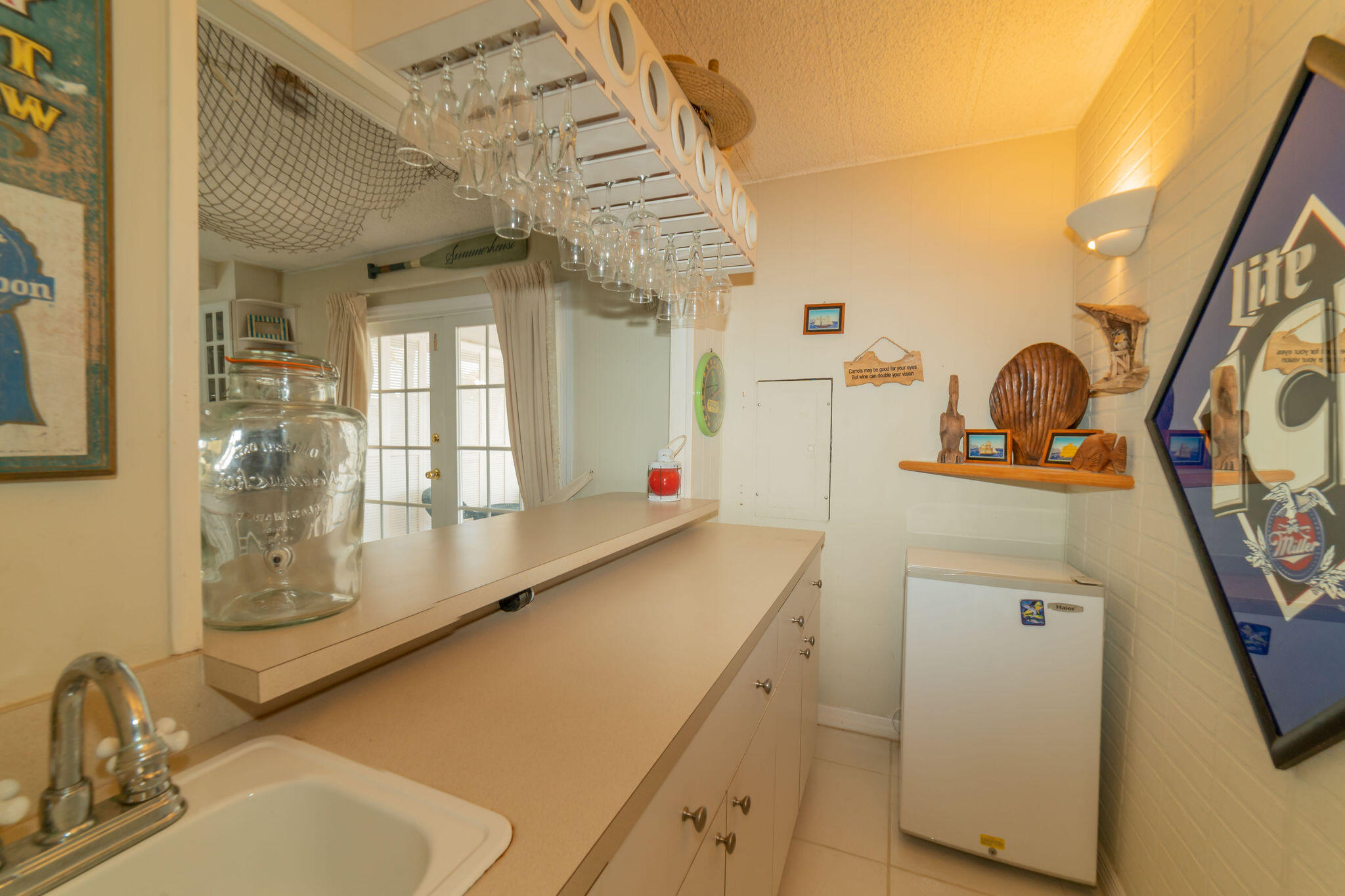 142 Long Key Road Key Largo, FL 33037 - Photo 35 of 73 Bar
