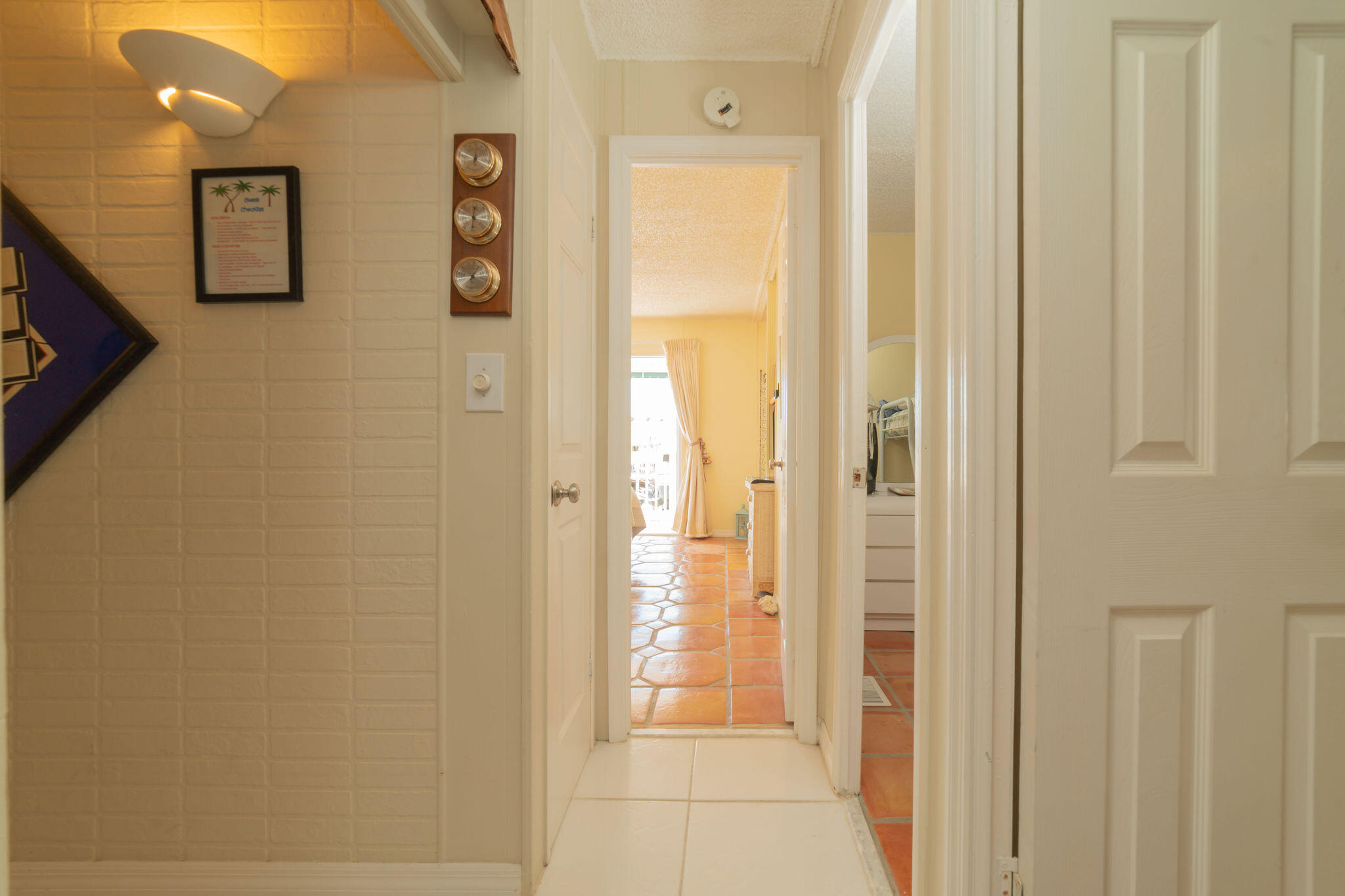 142 Long Key Road Key Largo, FL 33037 - Photo 36 of 73 Hallway