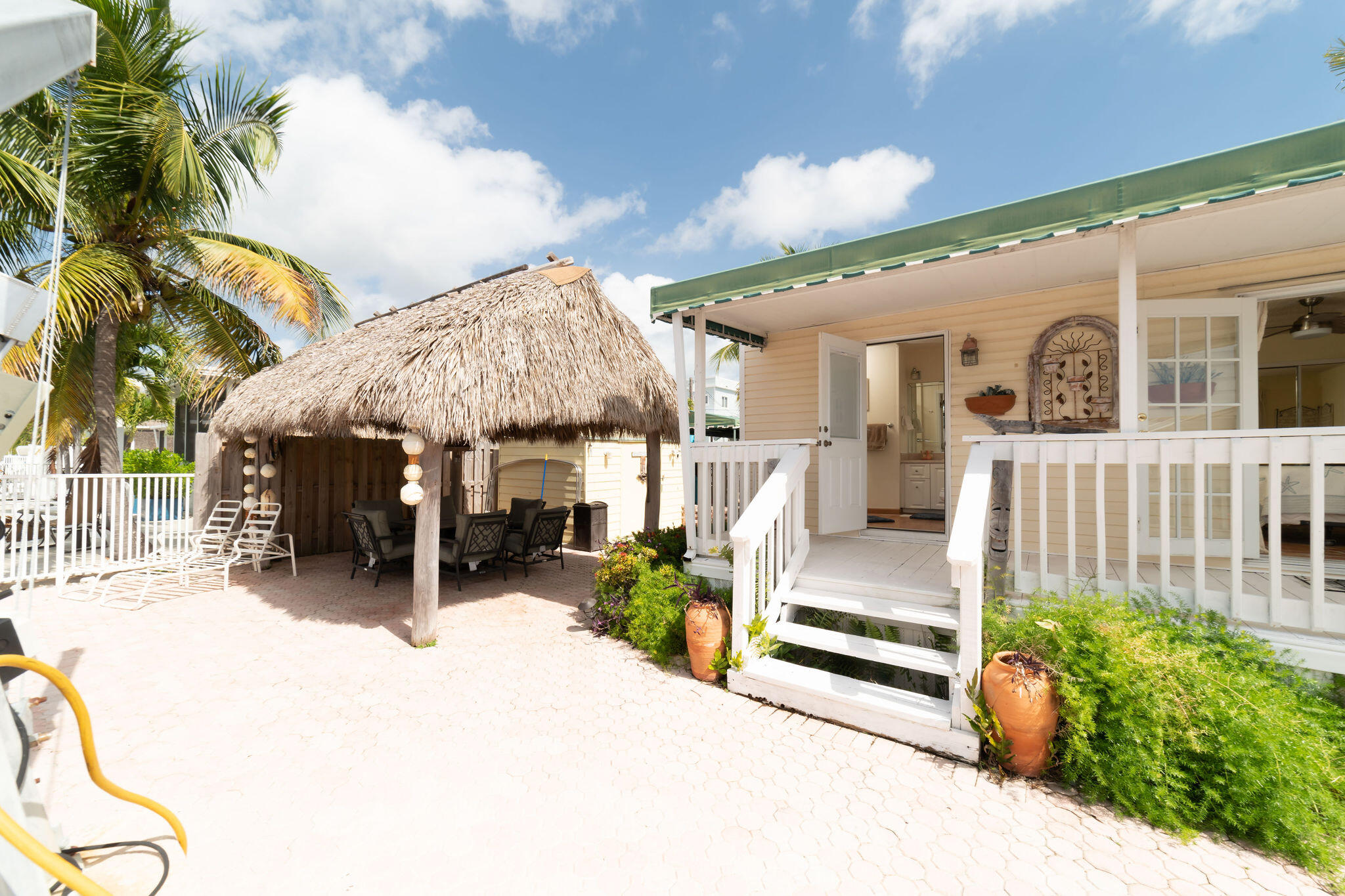 142 Long Key Road Key Largo, FL 33037 - Photo 61 of 73 Backyard