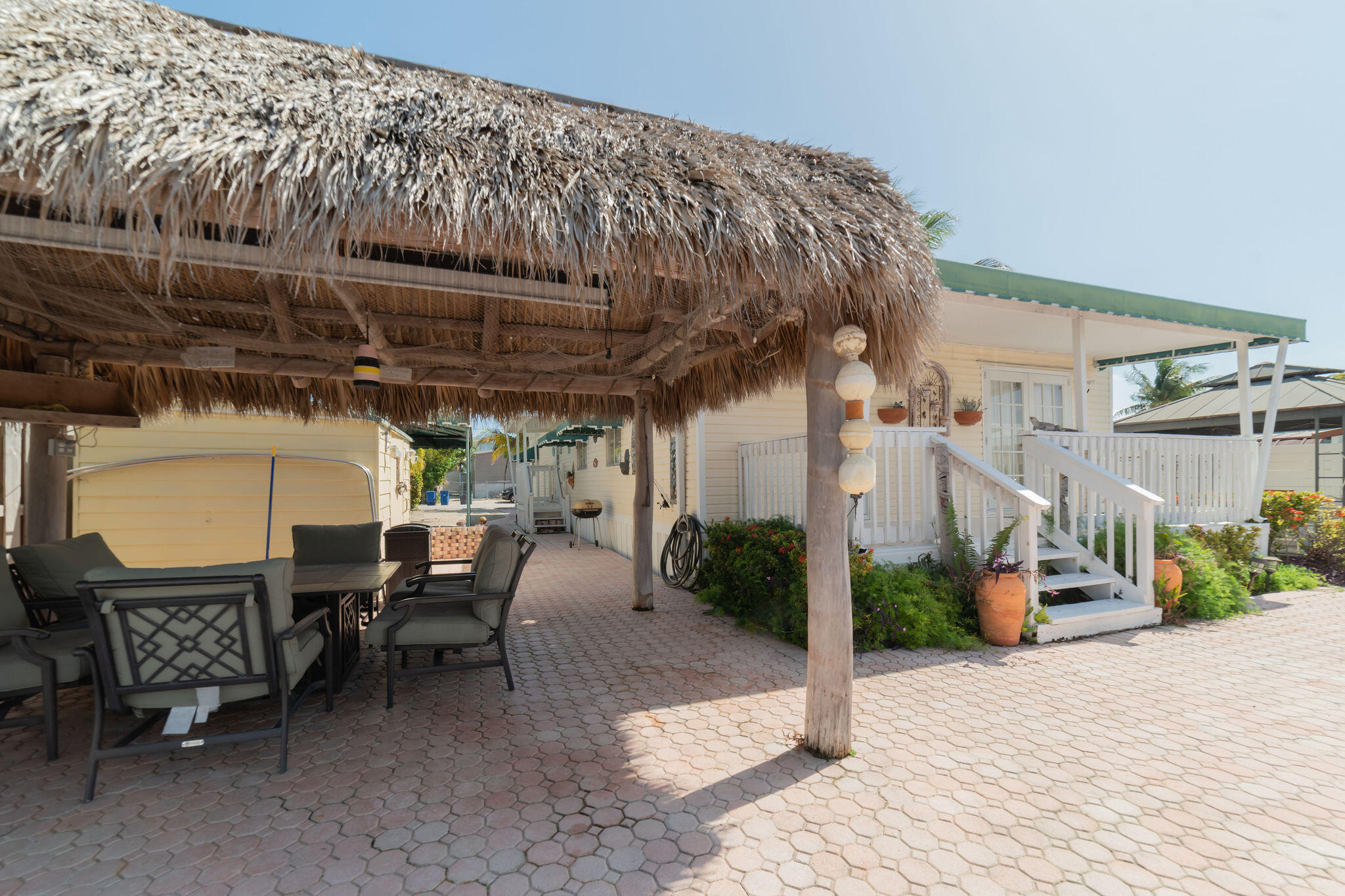 142 Long Key Road Key Largo, FL 33037 - Photo 66 of 73 Chickee Hut