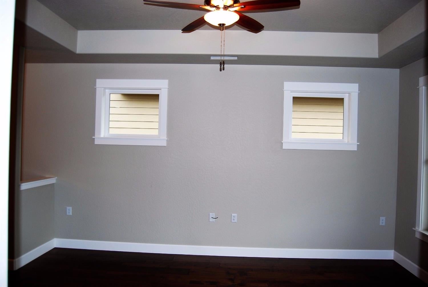 1096 Boulder Ridge Street Central Point, OR 97502 - Photo 3 of 24 One view of Great room with coffered cei