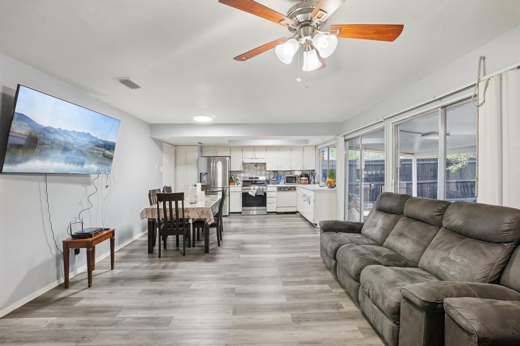 3601 Chime Street Irving, TX 75062 - Photo 5 of 17 a living room with furniture and a large window