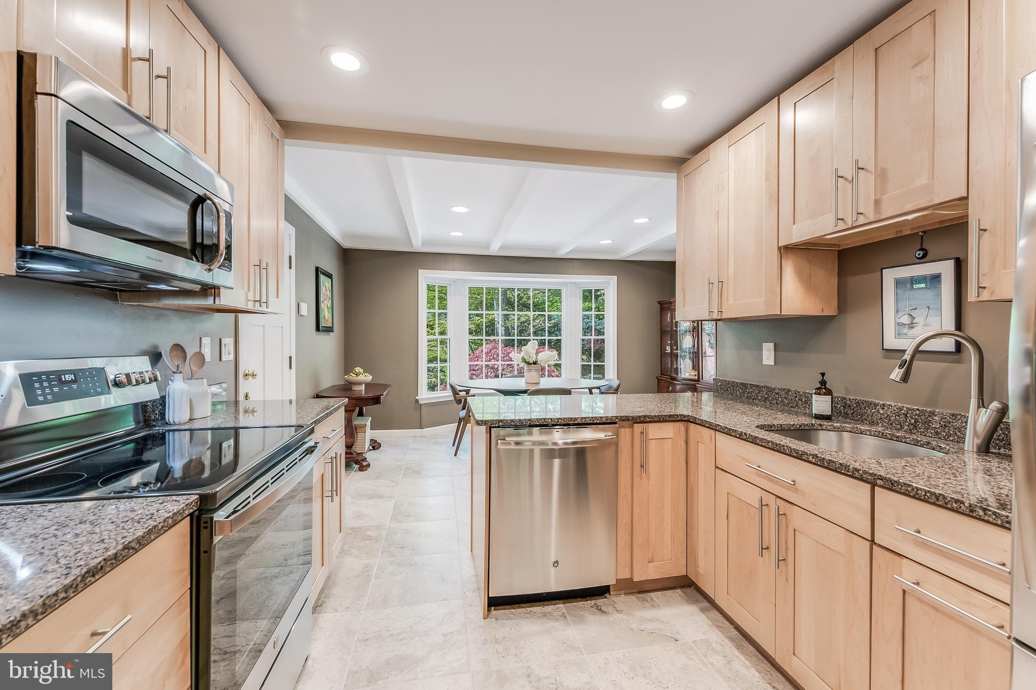 2515 Fowlers Lane Reston, VA 20191 - Photo 11 of 66
