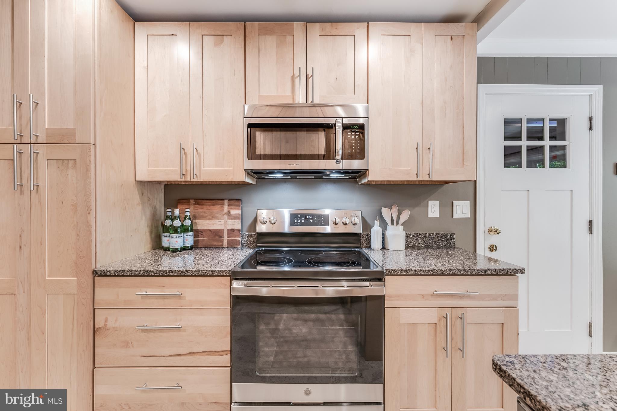 2515 Fowlers Lane Reston, VA 20191 - Photo 12 of 66