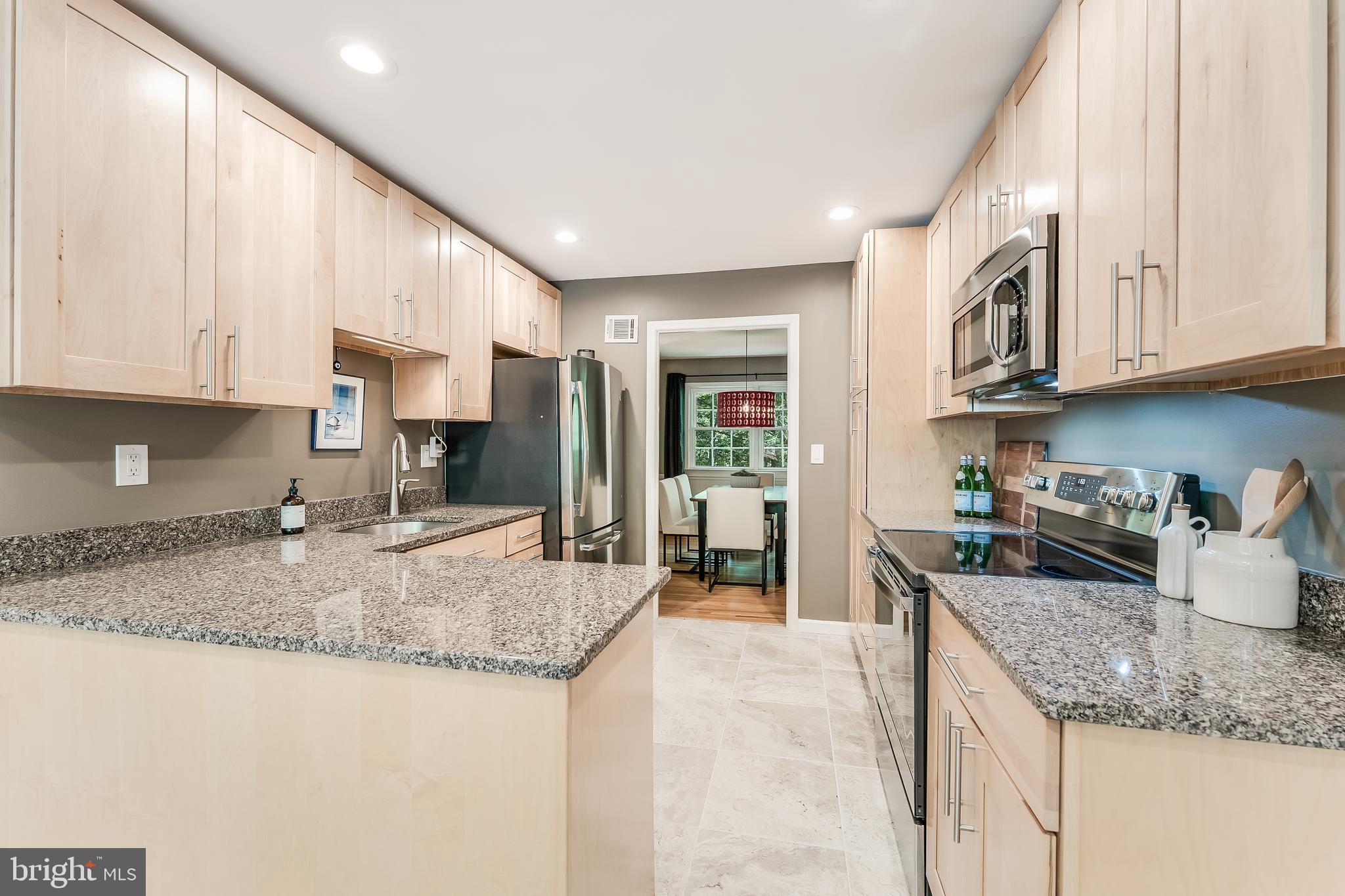2515 Fowlers Lane Reston, VA 20191 - Photo 9 of 66