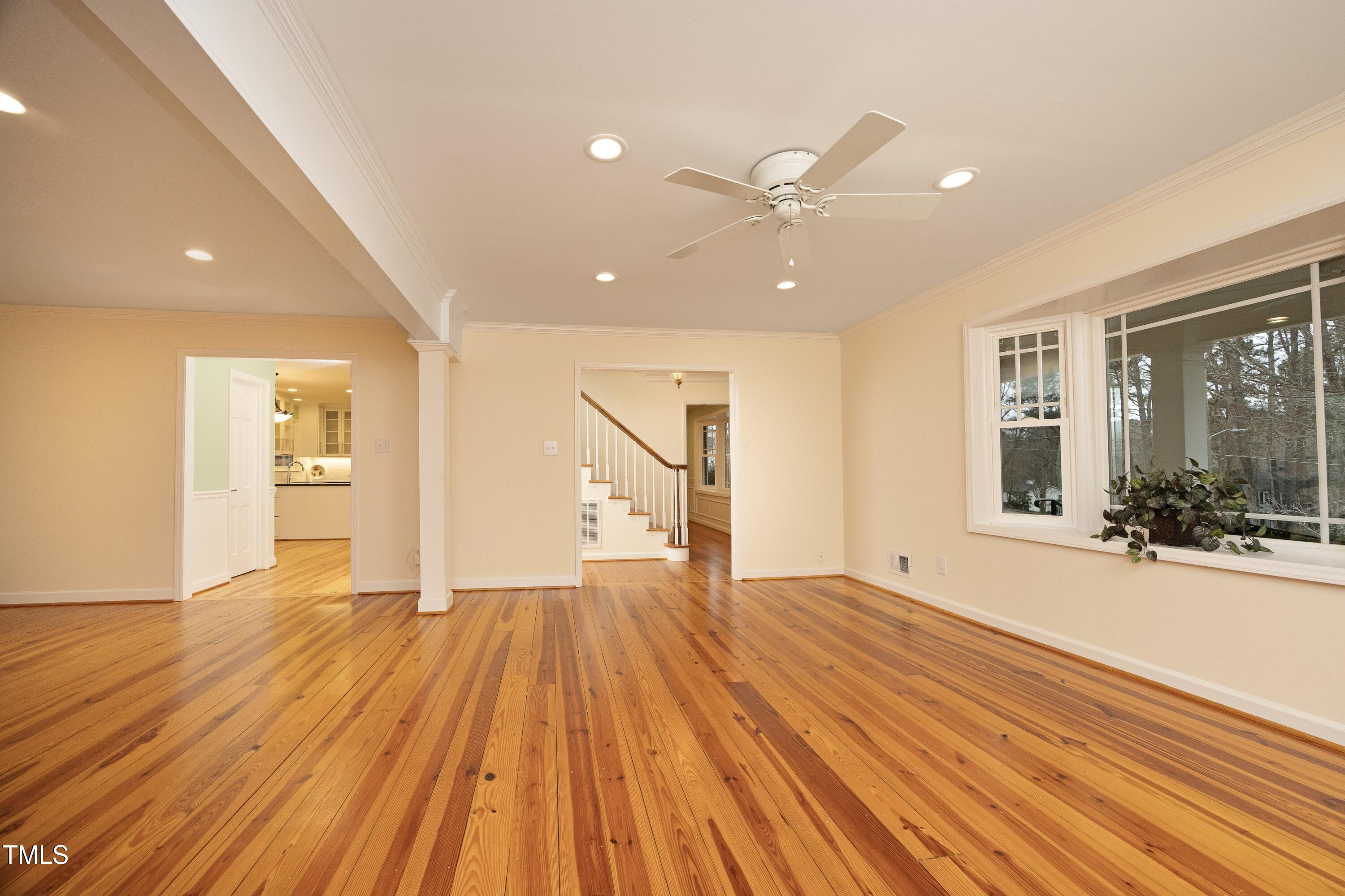 4616 Oak Park Road Raleigh, NC 27612 - Photo 12 of 63 14Living