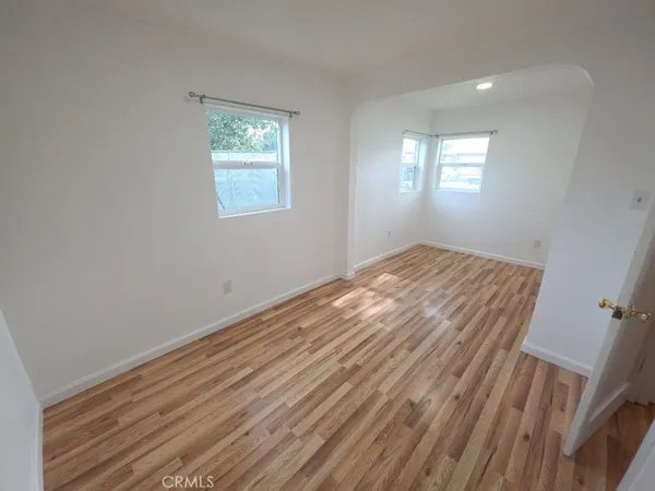 a view of empty room with window