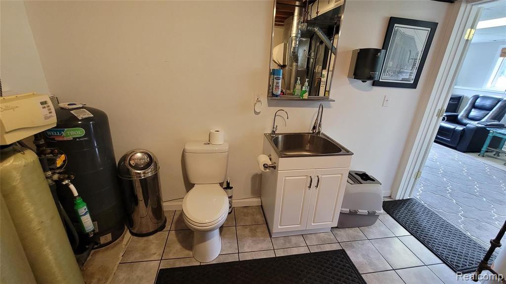 8166 North Bray Road Mount Morris, MI 48458 - Photo 17 of 42