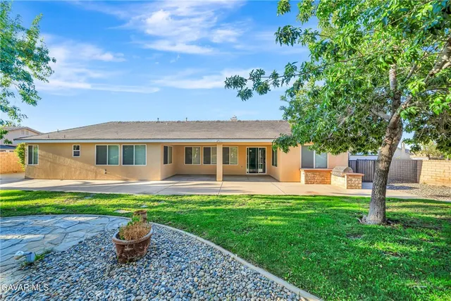 $4,400 | 5130 West Ave M12, Quartz Hill, CA 93536