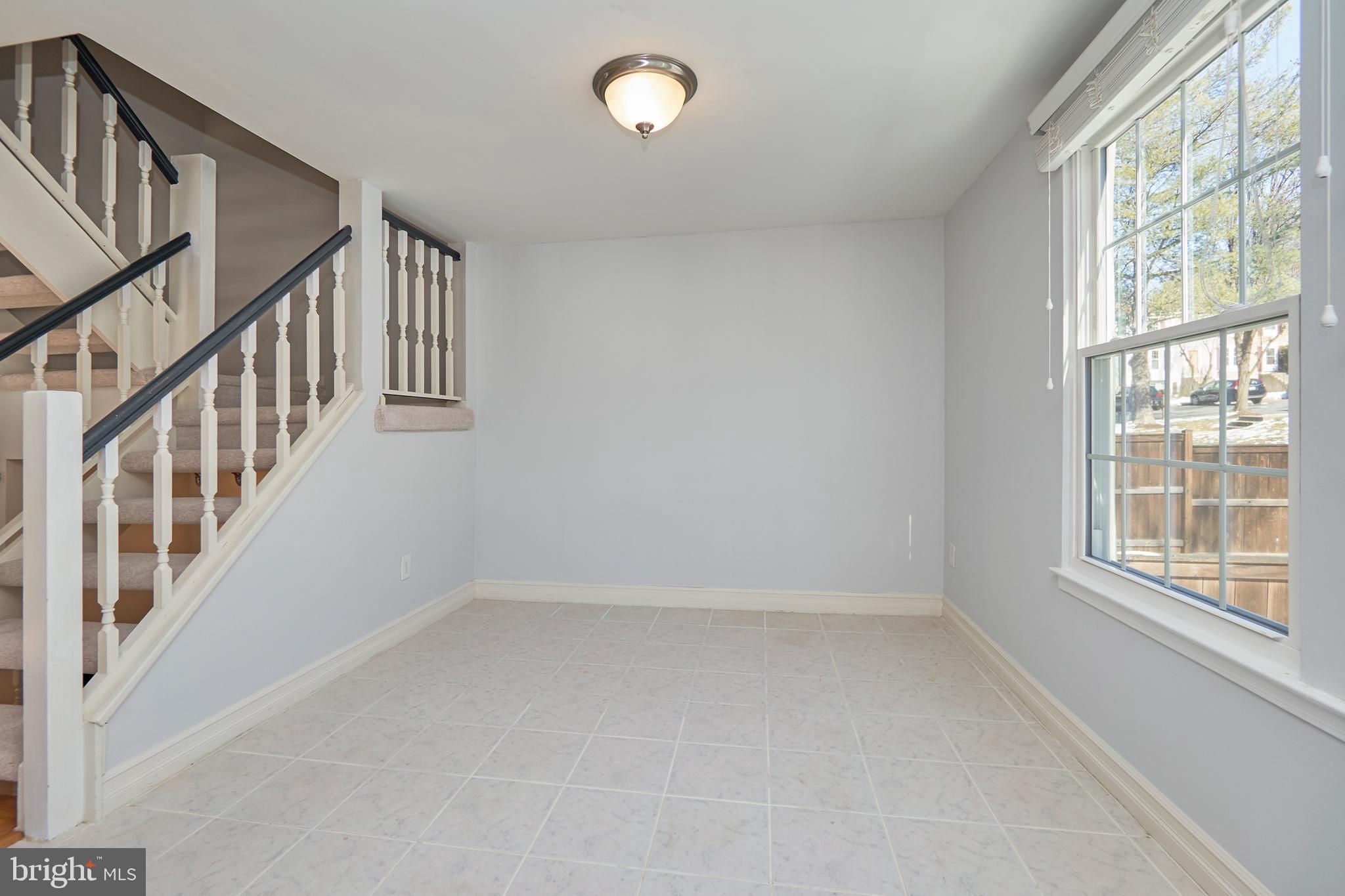 1676 Bayfield Way Reston, VA 20194 - Photo 13 of 30 Large eat-in kitchen area