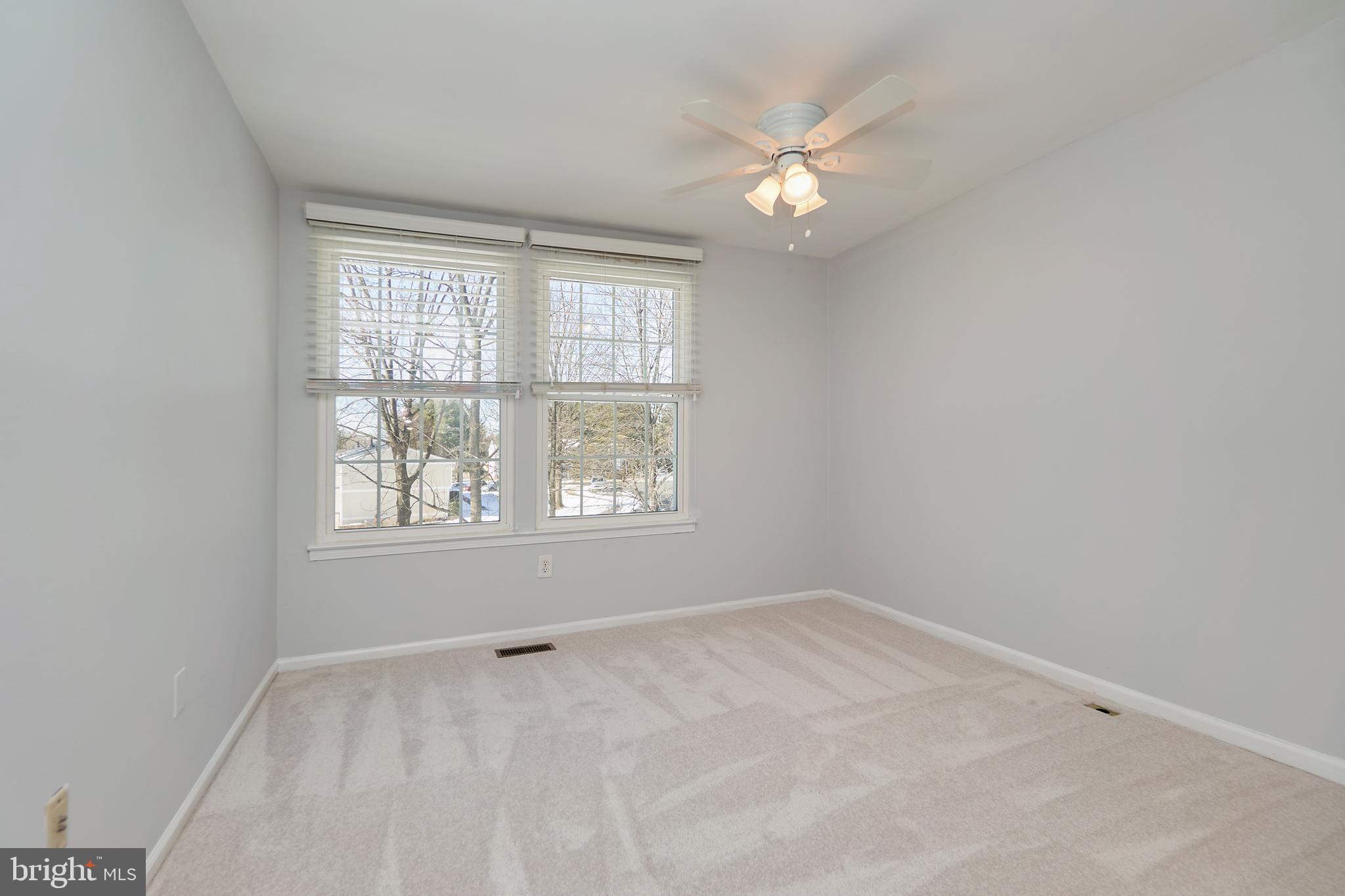 1676 Bayfield Way Reston, VA 20194 - Photo 20 of 30 Bedroom #3