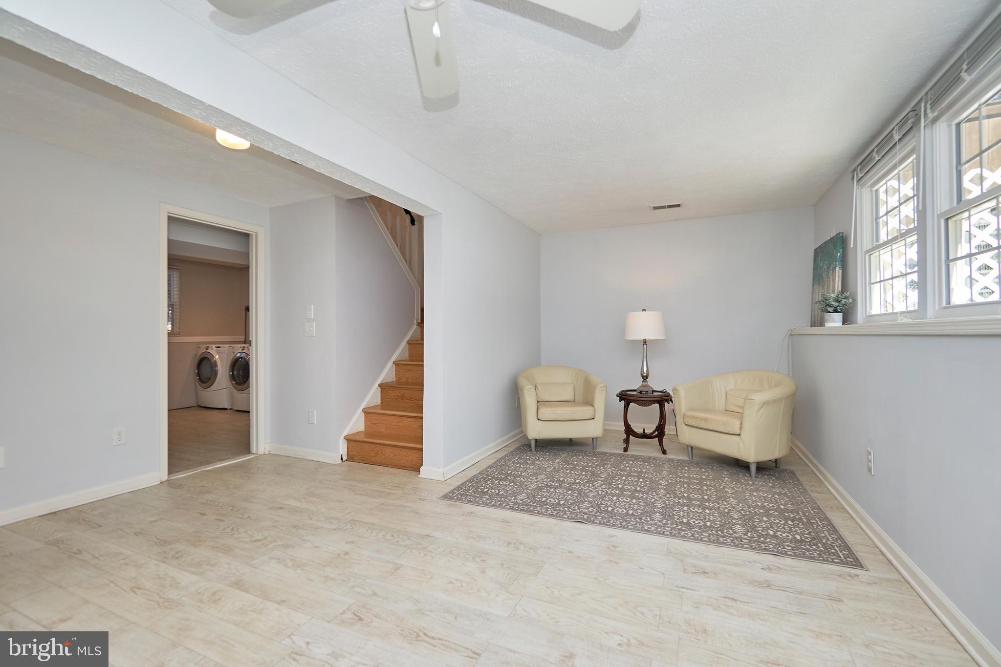 1676 Bayfield Way Reston, VA 20194 - Photo 23 of 30 Family Room
