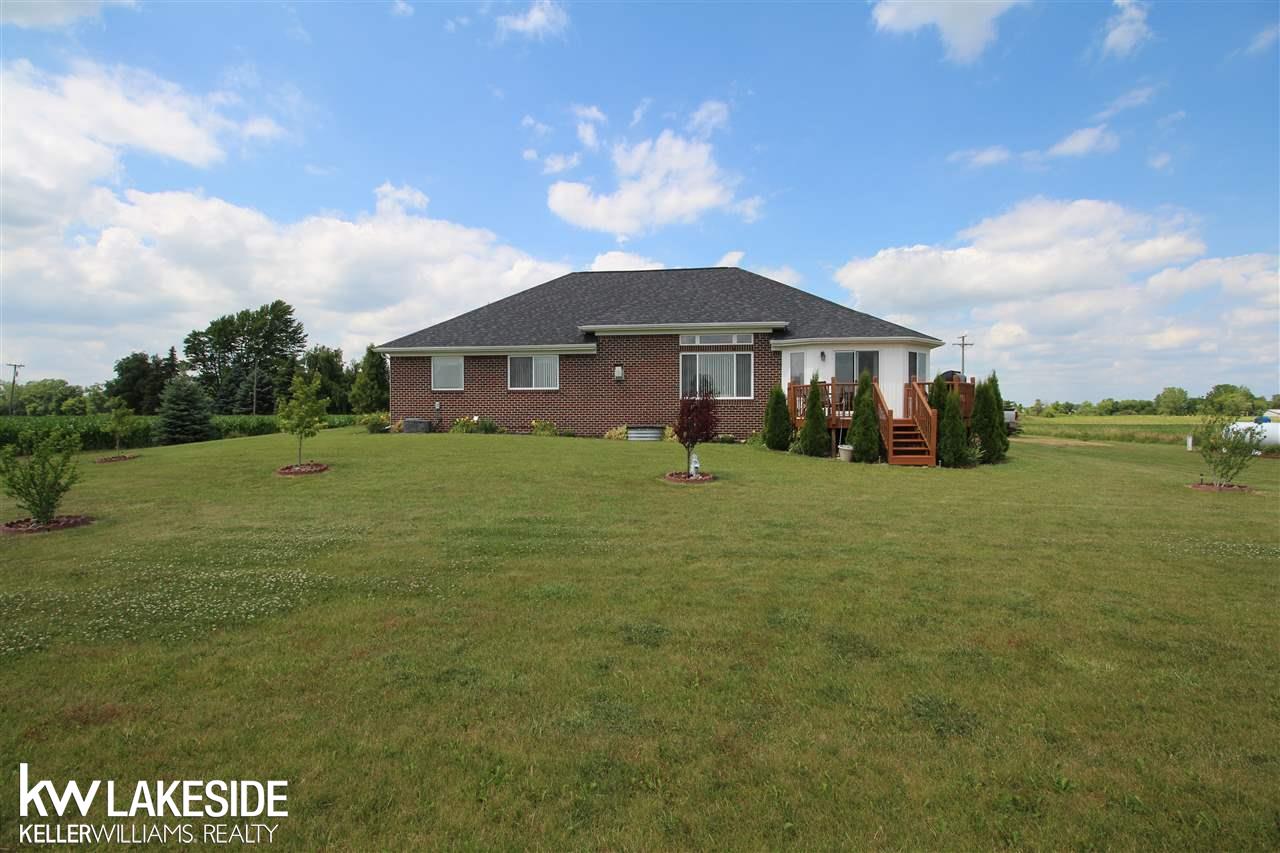 30548 Weber Road Richmond, MI 48062 - Photo 18 of 19 31296193-17.JPG