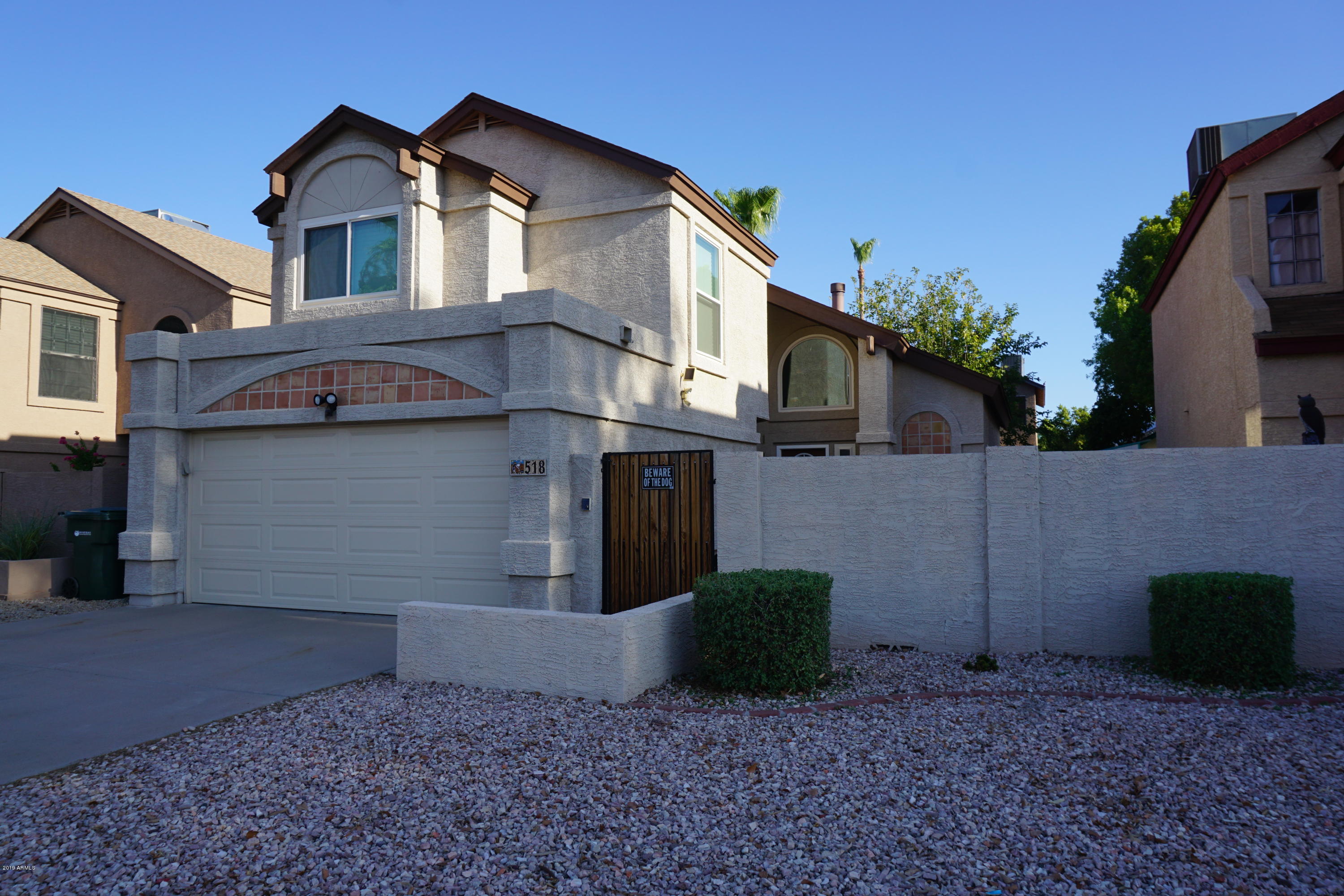518 East Utopia Road Phoenix, AZ 85024 - Photo 2 of 48 IMG_1016