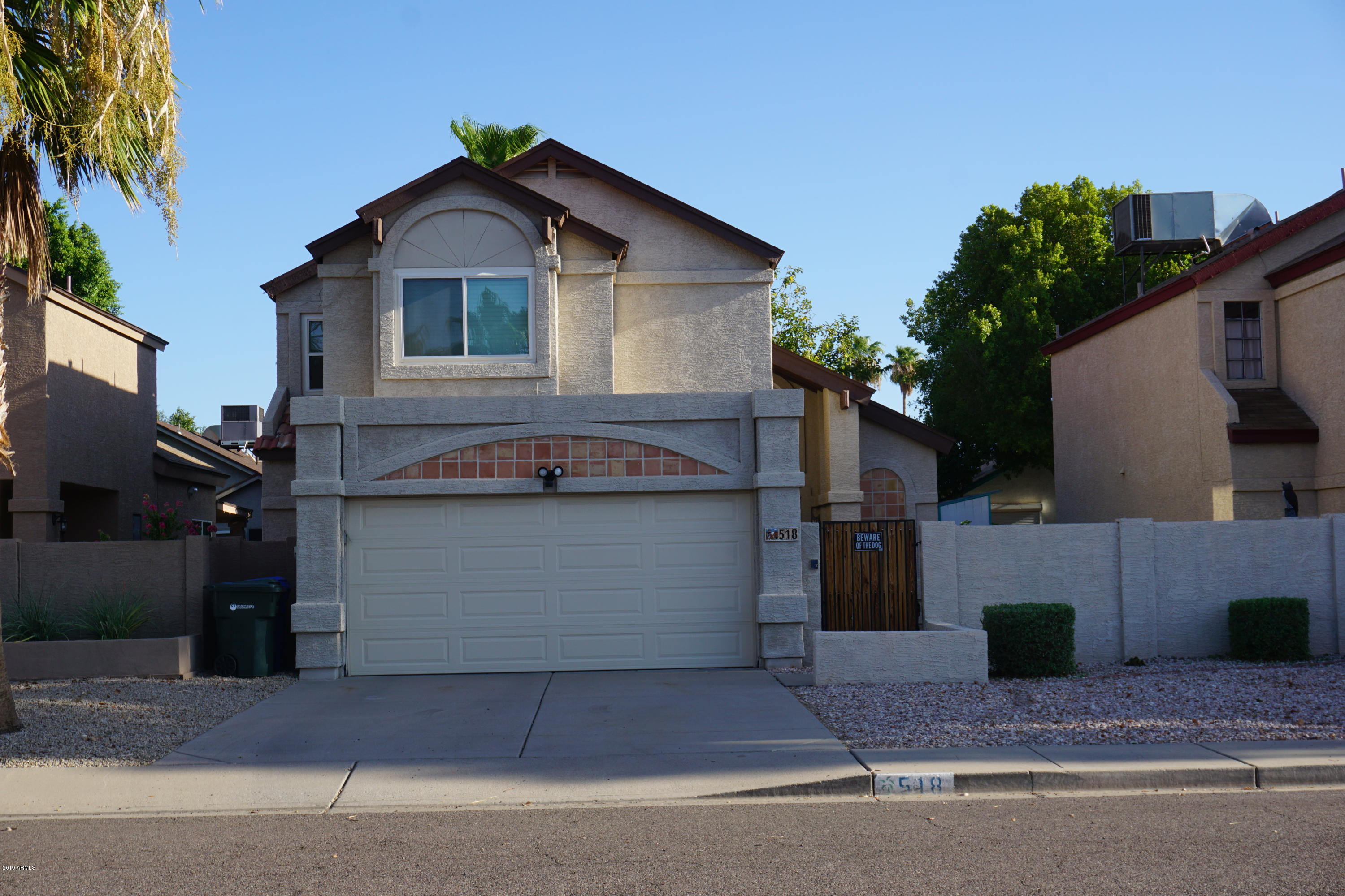 518 East Utopia Road Phoenix, AZ 85024 - Photo 3 of 48 IMG_1008