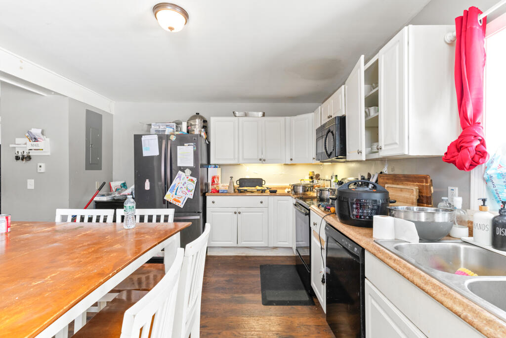 389 Gray Road Windham, ME 04062 - Photo 8 of 28 DSC06852