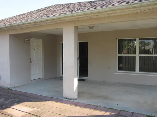 $2,595 | 1625 Southwest Levato Avenue, Port St. Lucie, FL 34953