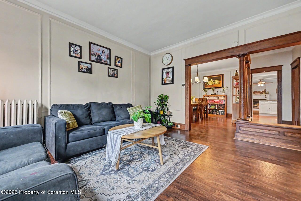 933 Fisk Street Scranton, PA 18509 - Photo 13 of 63 Living Room