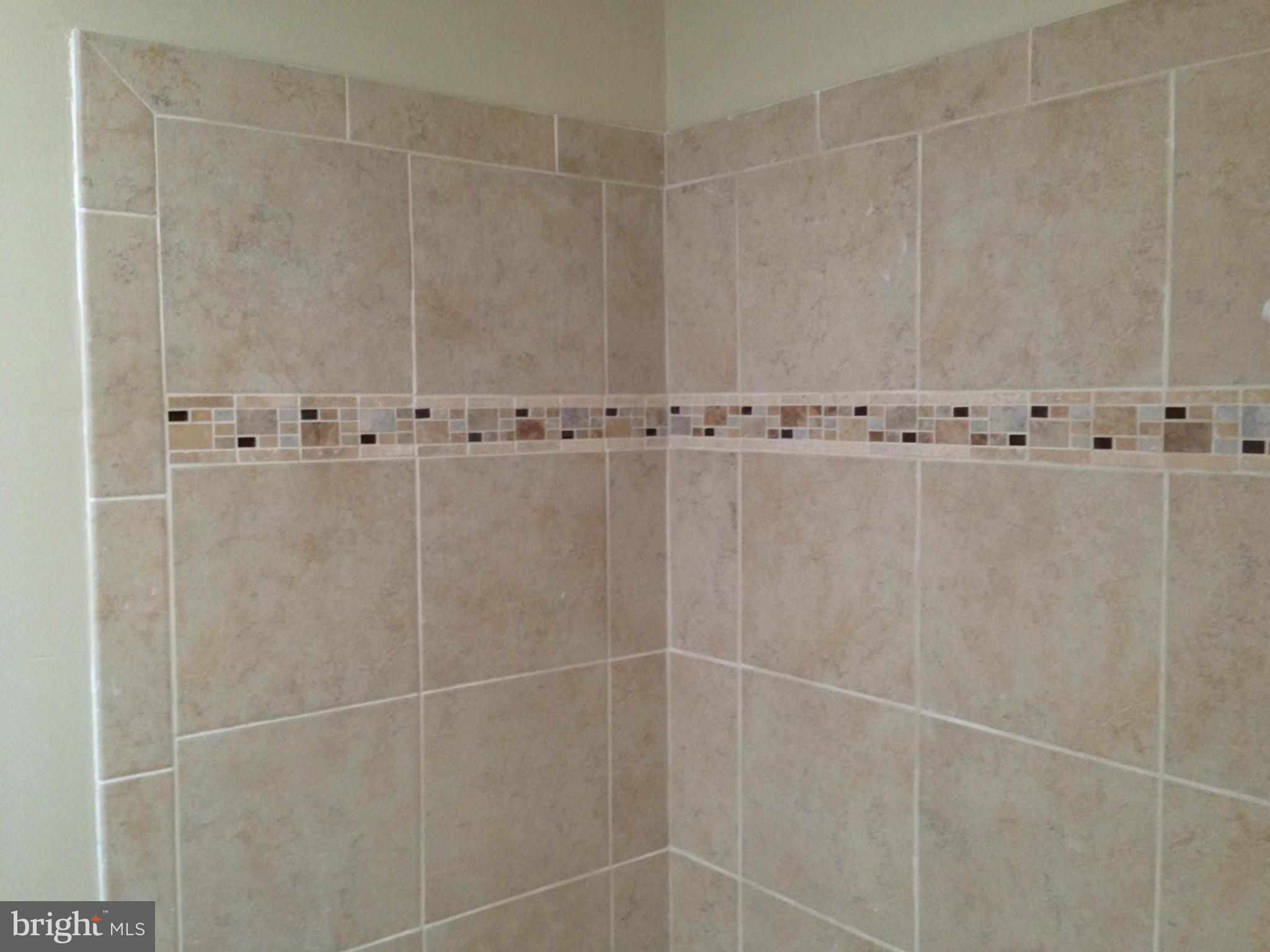 767 Fulbrook Road Baltimore, MD 21222 - Photo 15 of 17 Bath