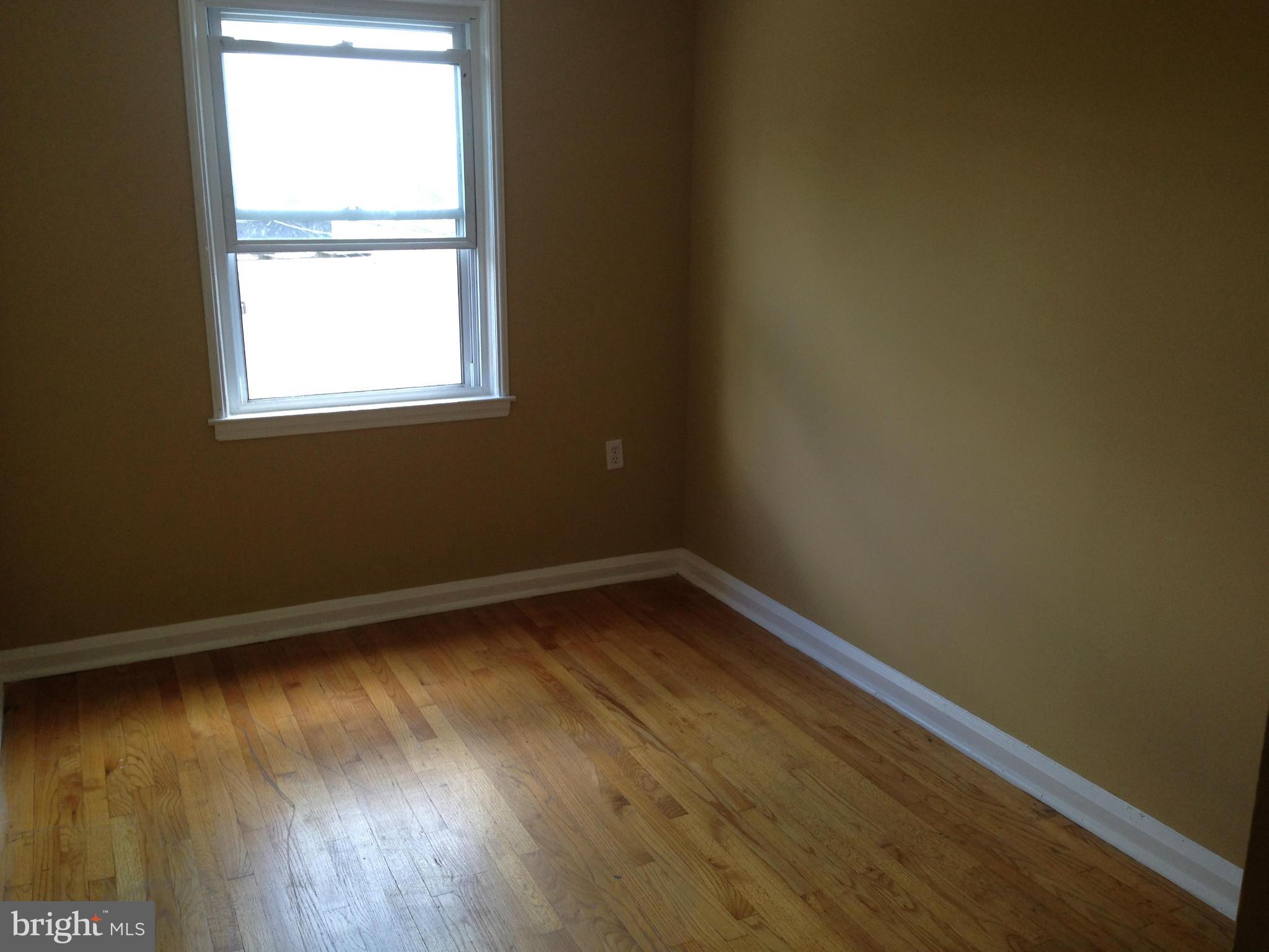 767 Fulbrook Road Baltimore, MD 21222 - Photo 3 of 17 Bedroom