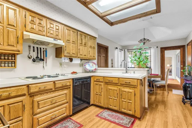 $285,000 | 1013 Canyon Ridge Drive, DeSoto, TX 75115