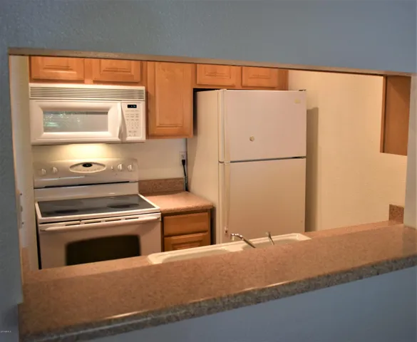 a close view of sink and tap