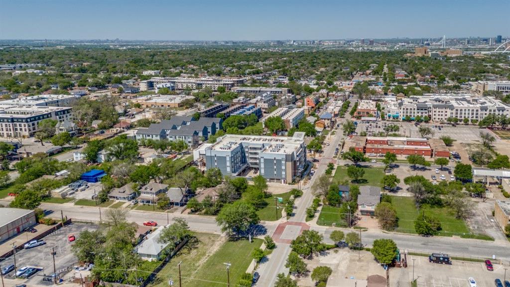 404 Sunset Avenue Dallas, TX 75208 - Photo 5 of 6 an aerial view of residential houses with city view