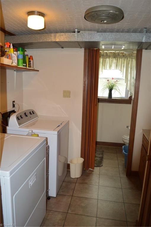 227 Miller Road Mount Airy, NC 27030 - Photo 11 of 30 Gallery Image 11