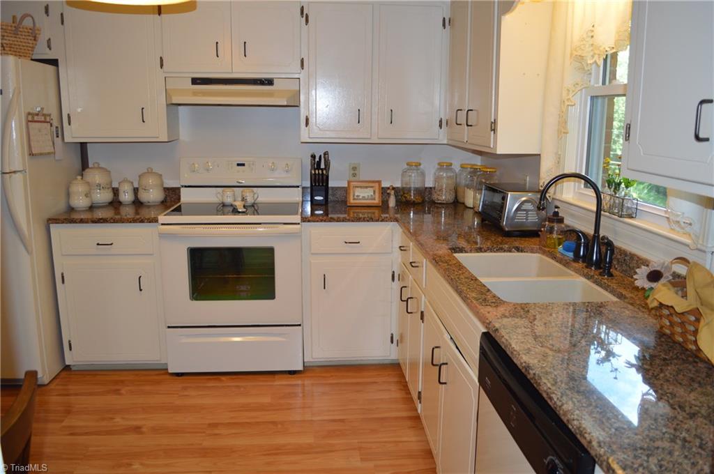 227 Miller Road Mount Airy, NC 27030 - Photo 18 of 30 Gallery Image 18