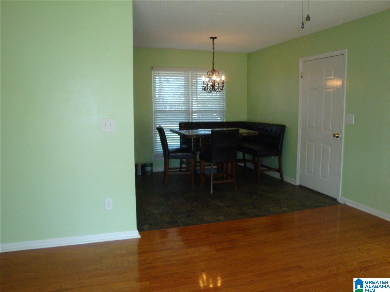 111 Colonial Circle Clanton, AL 35045 - Photo 5 of 19