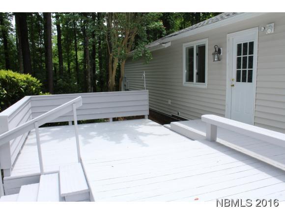 310 Fort Road New Bern, NC 28560 - Photo 4 of 24 deck opening from utility room