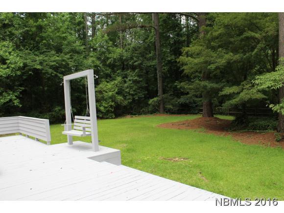 310 Fort Road New Bern, NC 28560 - Photo 6 of 24 back yard is fenced
